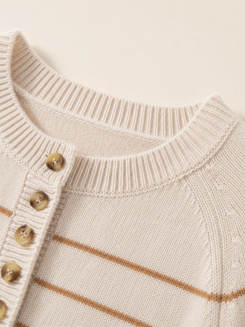Jiliane - Neckline Detail | The Cashmere Studio
