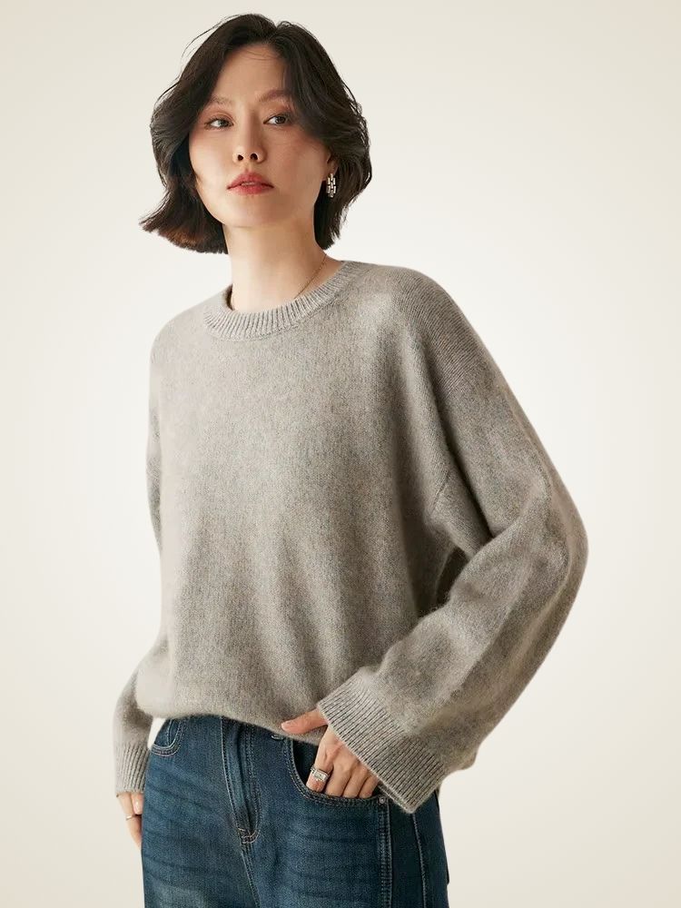 Lauren - Oversize Crewneck Cashmere Sweater | The Cashmere Studio