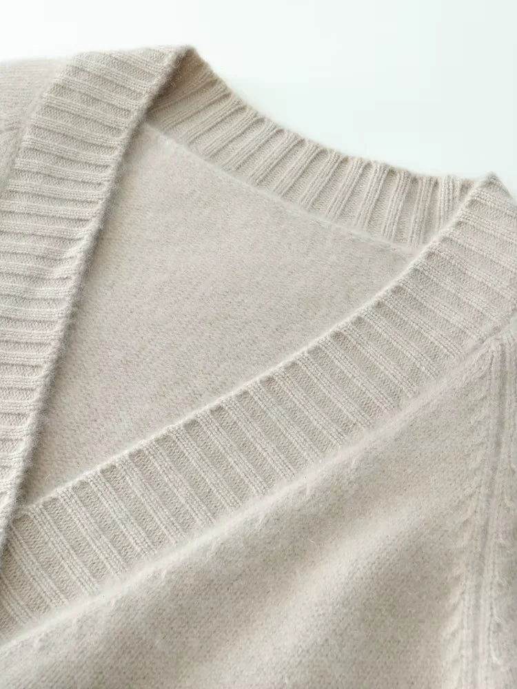 Jade - Light Gray V Neck Cashmere Cardigan | The Cashmere Studio