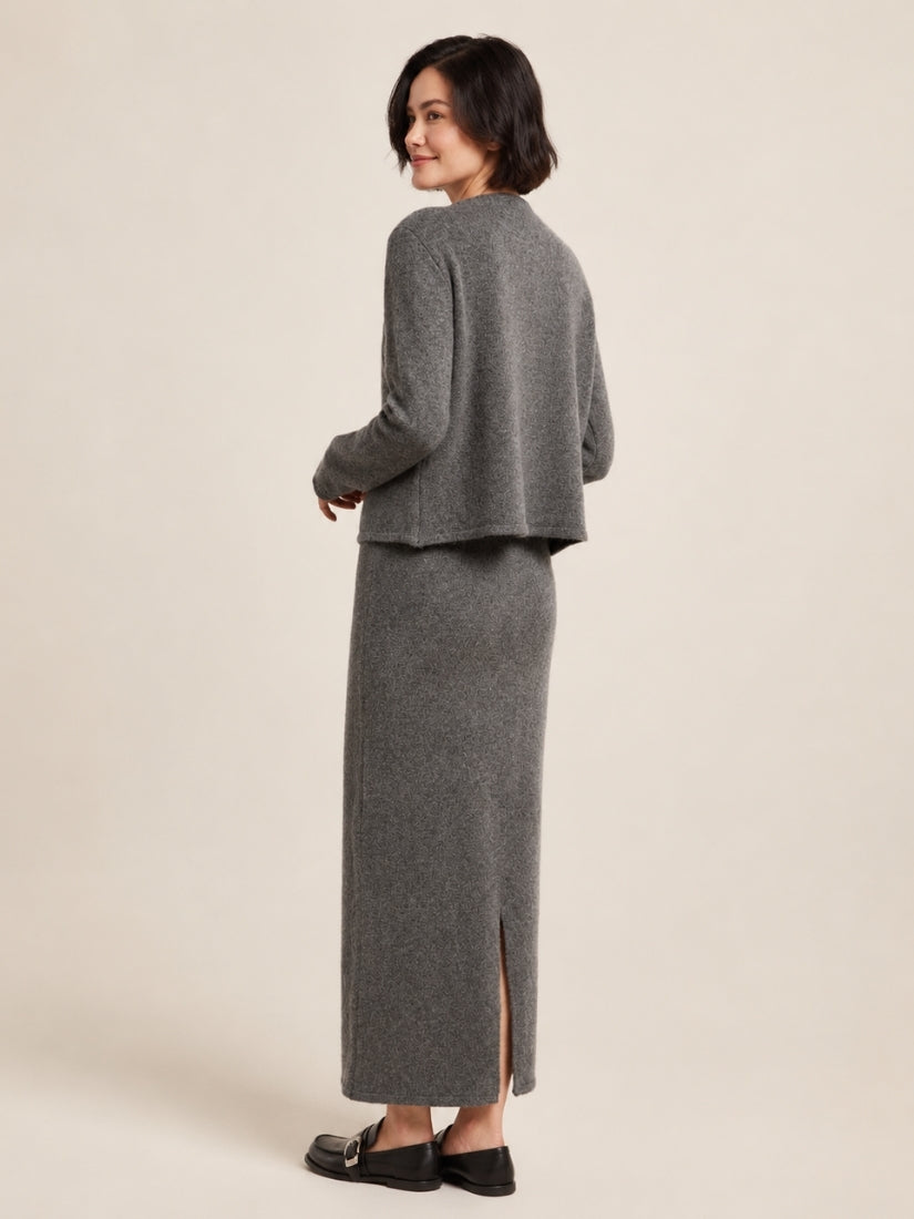 Lumara — Gray Round-Neck Cashmere Set | The Cashmere Studio