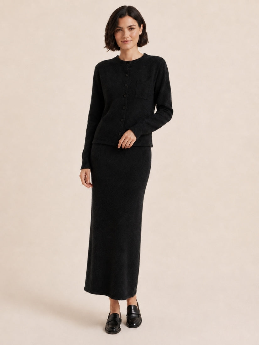 Lumara — Black Round-Neck Cashmere Set | The Cashmere Studio
