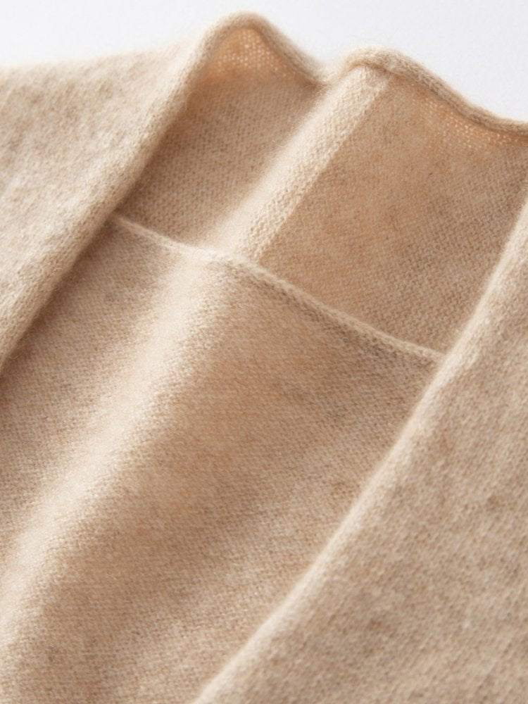 Miravelle - V-neck Cashmere Sweater | The Cashmere Studio