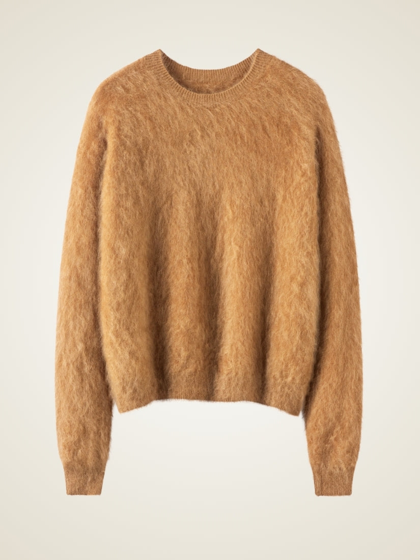 Zelira — Camel Brushed Crewneck Cashmere Sweater | The Cashmere Studio